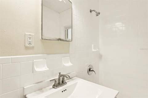 1015 Emeralda Road, Orlando FL - photo 14 of 15