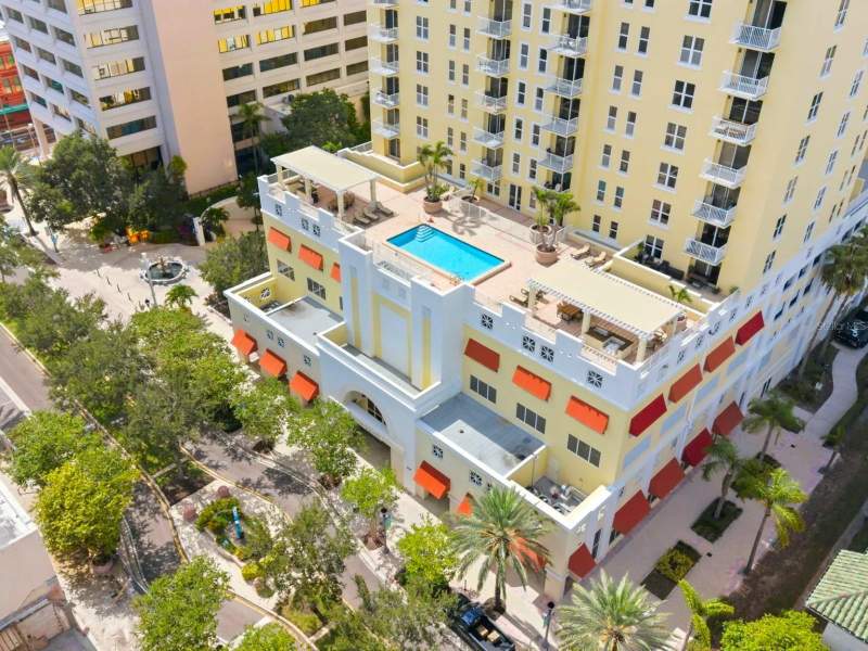 3 bedroom Condominium at 628 Cleveland Street #1211, Station Square Condo, Clearwater — photo 2