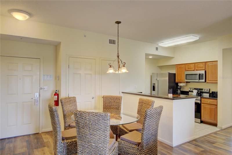 3 bedroom Condo - Hotel at 8101 Resort Village Drive #31101, Lake Buena Vista Residence Village 2, Orlando — photo 4