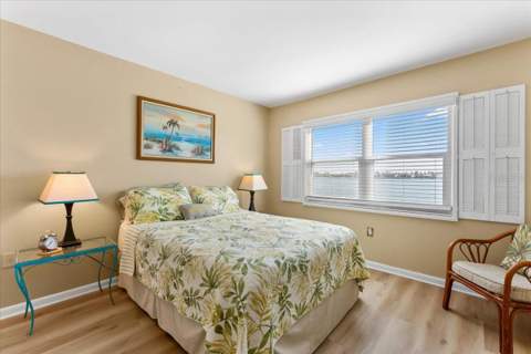 5020 Brittany Drive #118, St Petersburg FL - photo 15 of 30