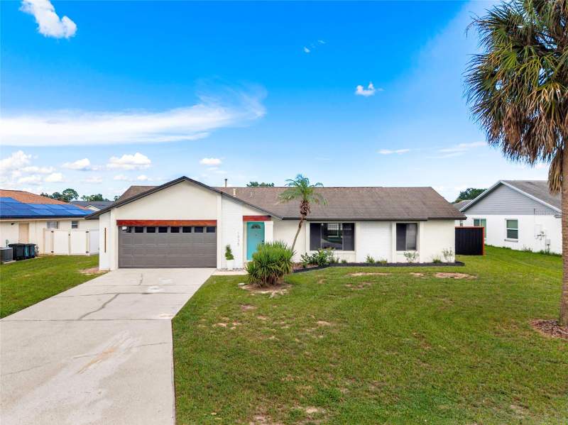 4 bedroom Single Family Residence at 1035 Jason Ridge Court, Indian Ridge Unit 2, Kissimmee — photo 2