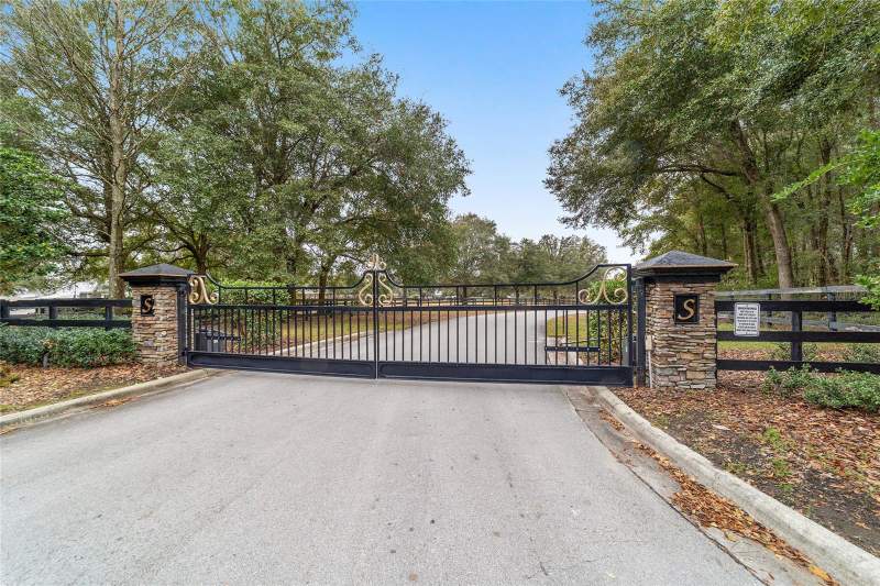 4 bedroom Farm at 6208 NW 12th Street, Saddlebrook Equestrian Park, Ocala — photo 2