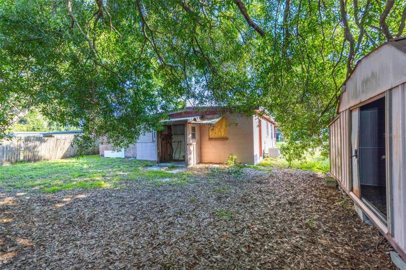 3 bedroom Single Family Residence at 8528 N 92ND TERRACE, CRESTRIDGE 2ND ADD, SEMINOLE — photo 3