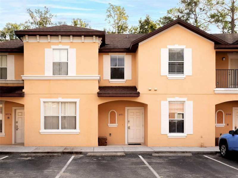 4 bedroom Townhouse at 2771 CORVETTE LANE, REGAL OAKS AT OLD TOWN, KISSIMMEE — photo 1