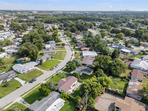 6201 Antilla Drive, Orlando FL - photo 7 of 39
