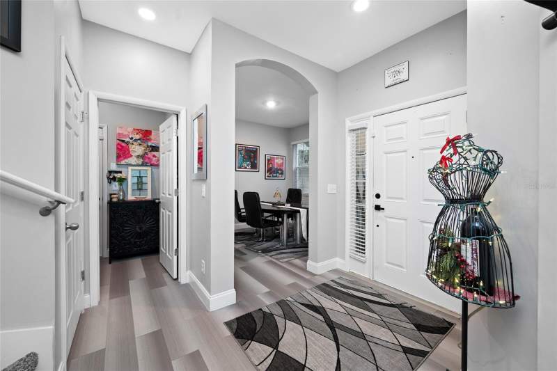 3 bedroom Townhouse at 10302 Stone Moss Avenue, Stonecreek Twnhms, Tampa — photo 5