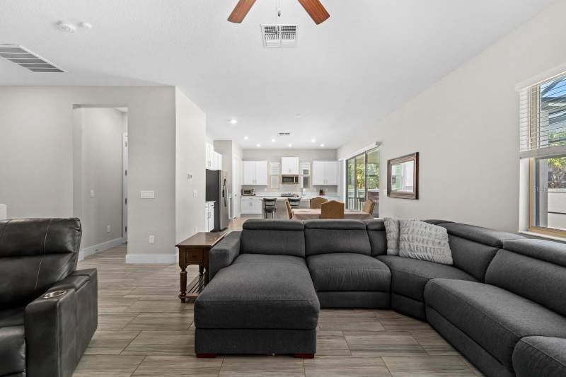 4 bedroom Single Family Residence at 7612 S Juanita Street, Port Tampa City Map, Tampa — photo 5