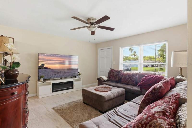 3 bedroom Single Family Residence at 4915 Pine Needle Drive, Sun Ray Terrace, Orlando — photo 2