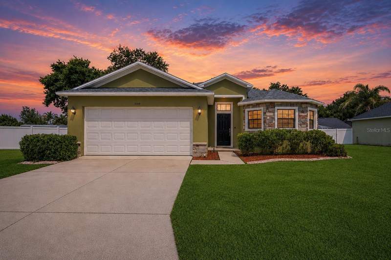 4 bedroom Single Family Residence at 7019 Heatherbrook Drive, Hunters Xing Ph 2, Lakeland — photo 2
