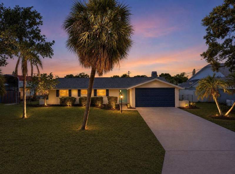 3 bedroom Single Family Residence at 617 Golf And Sea Boulevard, Apollo Beach Unit Two, Apollo Beach — photo 3