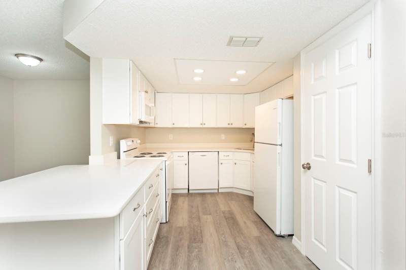 2 bedroom Condominium at 513 Fairways Circle #B, Fairways/Silver Shores Condo 07, Ocala — photo 5