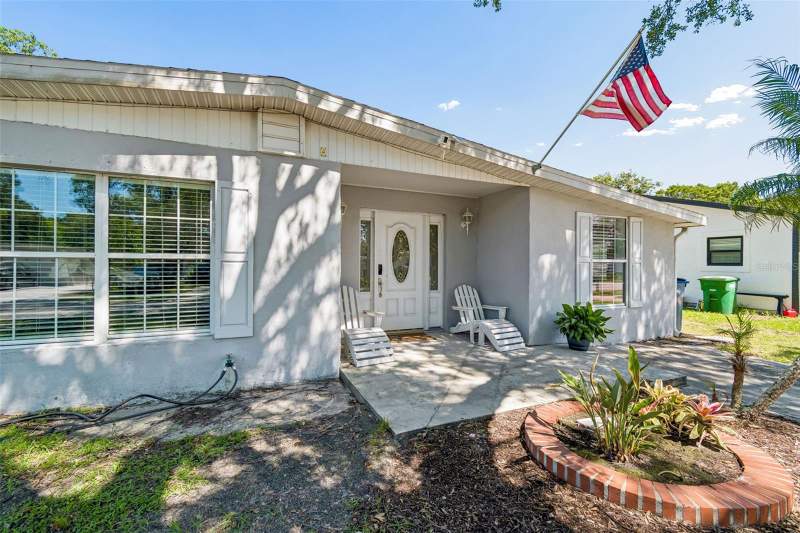 3 bedroom Single Family Residence at 6330 S Renellie Court, Westshore Estates South, Tampa — photo 5