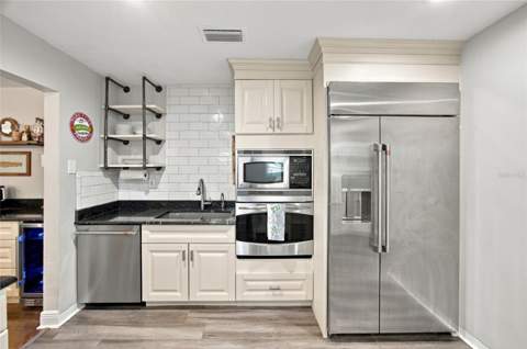 1926 Burlington Avenue, St Petersburg FL - photo 8 of 54