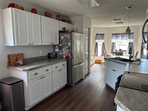 9602 SW 93rd Loop, Ocala FL - photo 8 of 40