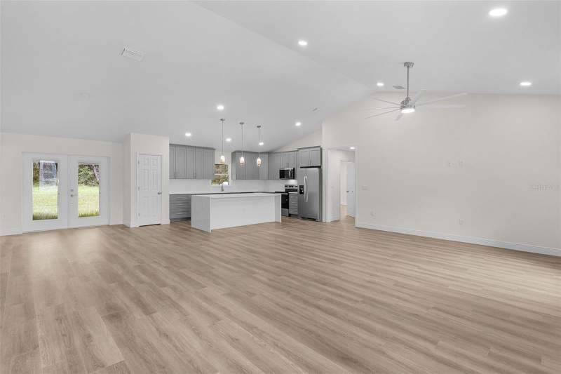 4 bedroom Single Family Residence at 8277 SE 158th Street, Orange Blossom Hills, Summerfield — photo 4