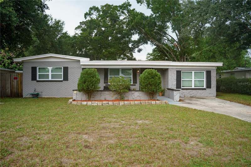 3 bedroom Single Family Residence at 10906 N Lantana Avenue, Plandome Heights Sub, Tampa — photo 2