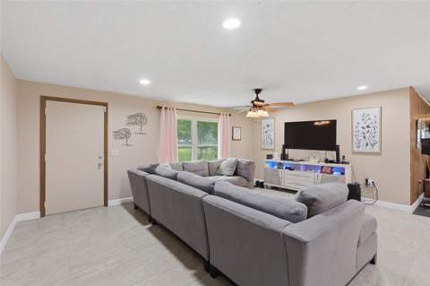 4741 Seaberg Road, Zephyrhills FL - photo 12 of 39