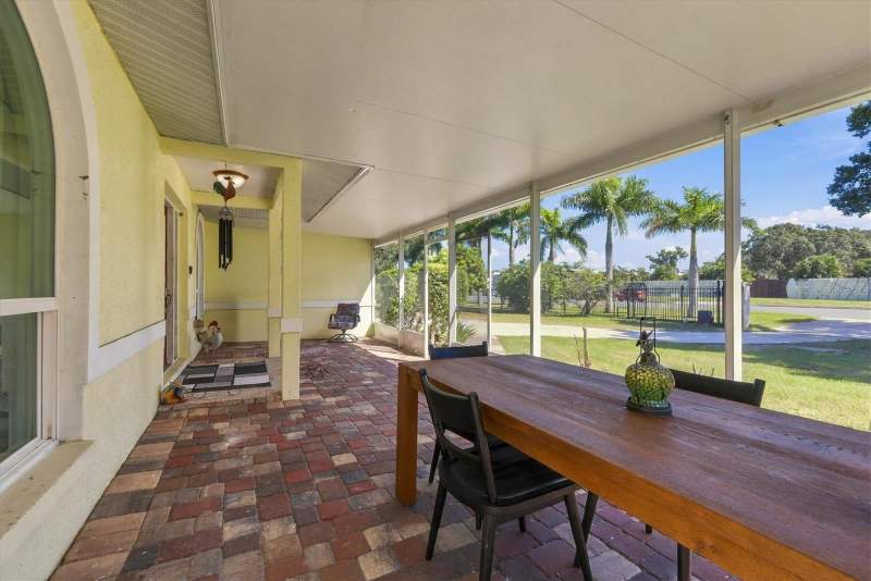 3 bedroom Single Family Residence at 6145 N Tuttle Avenue, Desoto Acres Area, Sarasota — photo 4
