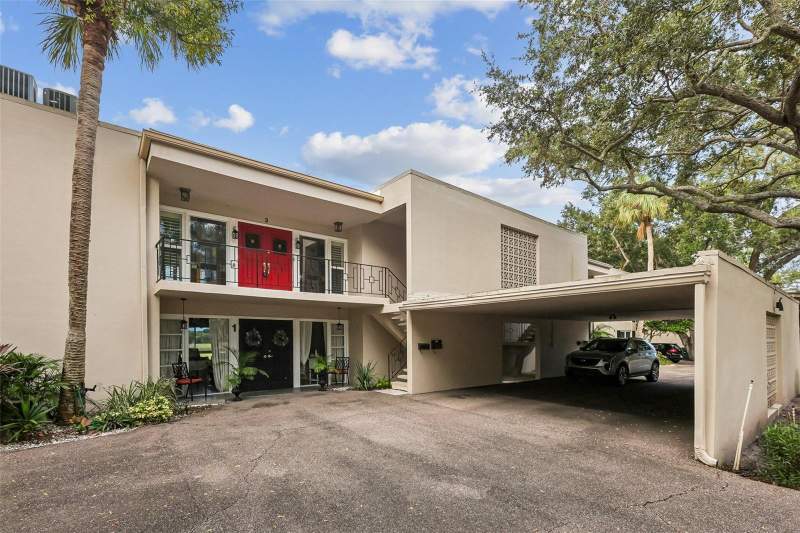 3 COUNTRY CLUB DRIVE #3 home for sale in East Bay Country Club Condo Apartments
