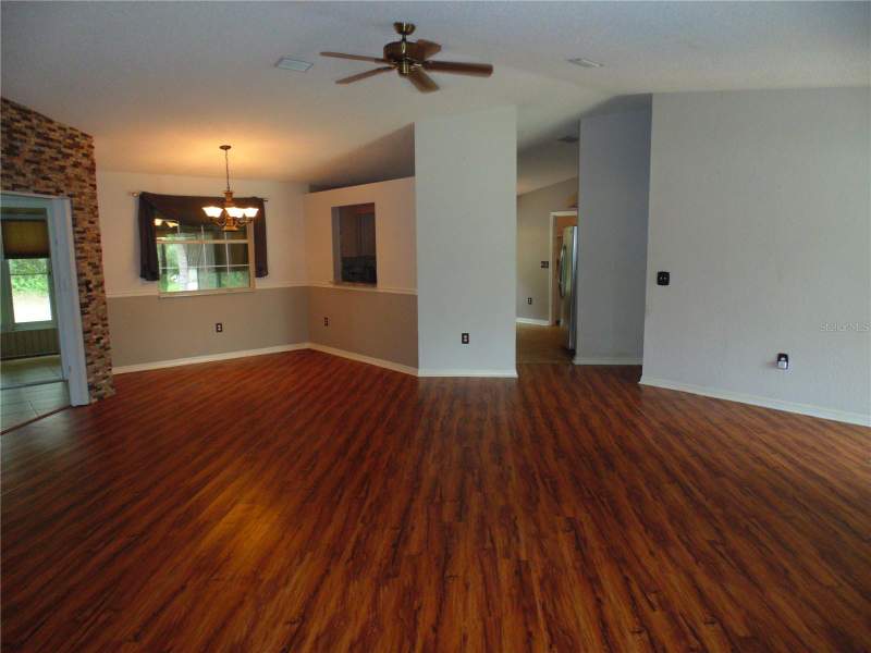 2 bedroom Single Family Residence at 8125 SW 108 Loop, Oak Run, Ocala — photo 5