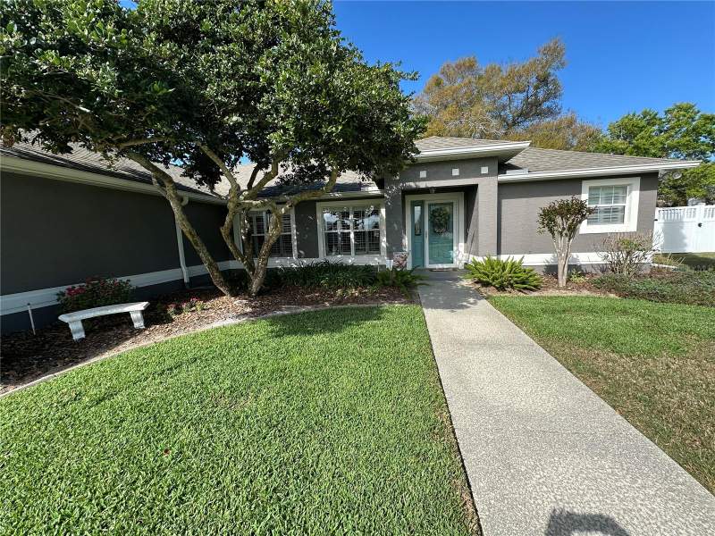 3 bedroom Single Family Residence at 417 ANDERSON DRIVE, OAK VIEW ON LAKE, TAVARES — photo 2