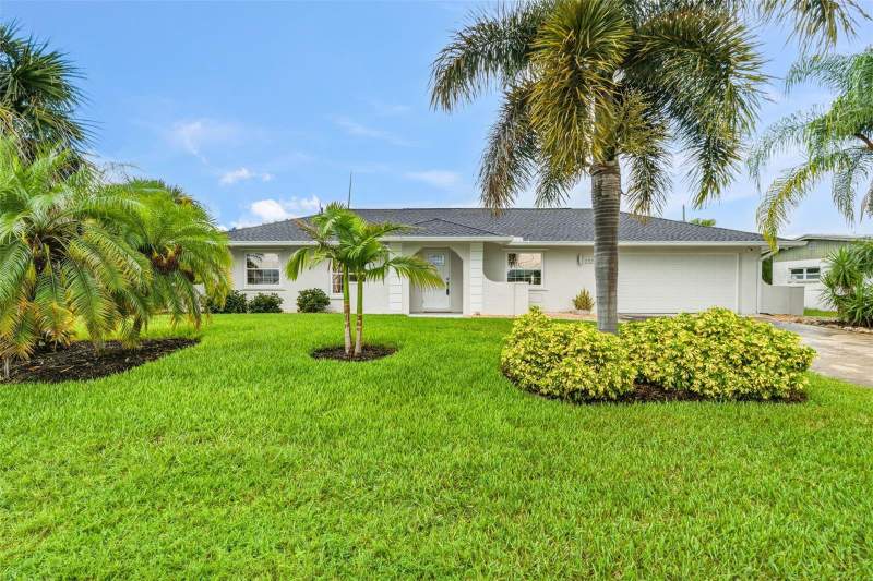 2 bedroom Single Family Residence at 2325 Talbrook Terrace, Hrbr Heights, Punta Gorda — photo 2
