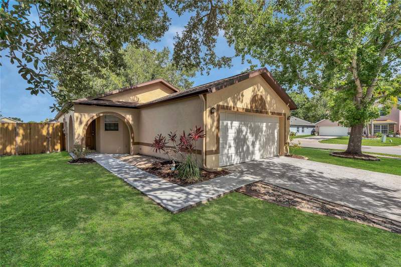 Canoe Creek EstateHomes for Sale in St