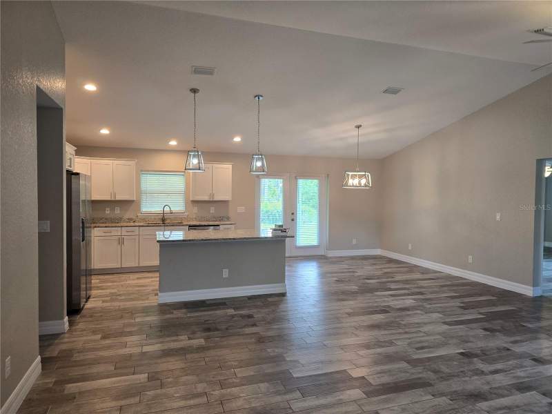 3 bedroom Single Family Residence at 14051 Barbet Lane, Port Charlotte Sec 058, Port Charlotte — photo 2