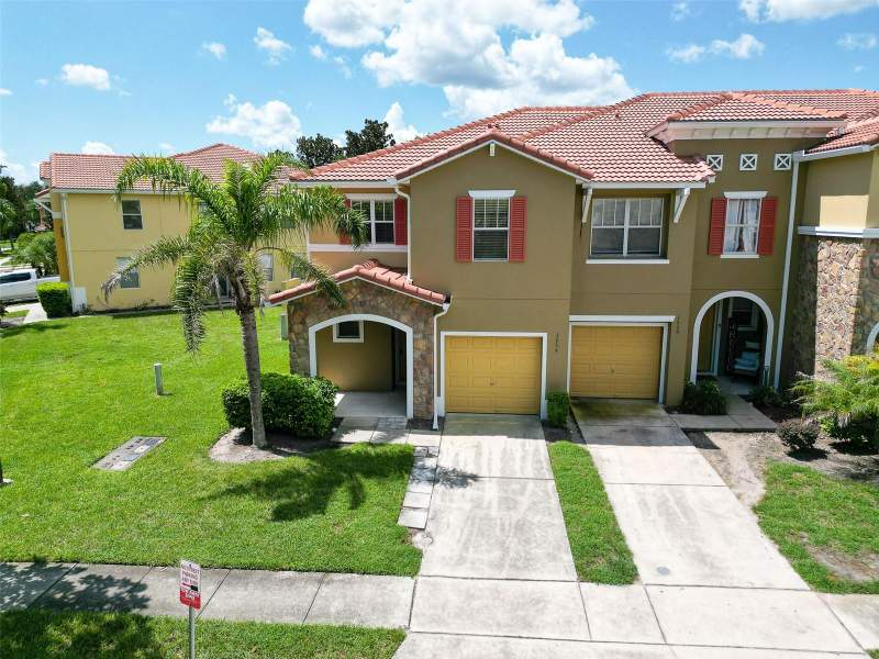 4 bedroom Townhouse at 3064 Seaview Castle Drive, Compass Bay Unit 1, Kissimmee — photo 3