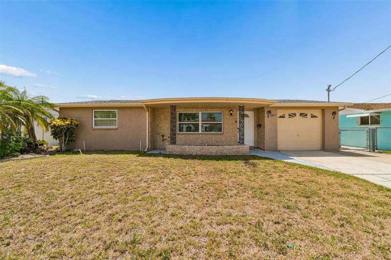 12617 4TH ISLE home for sale in Leisure Beach
