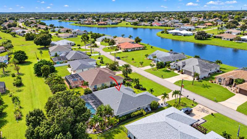 3 bedroom Single Family Residence at 2276 Oberon Lane, Punta Gorda Ilses Sec 23, Punta Gorda — photo 3