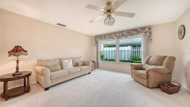 2 bedroom Condominium at 4207 Bowling Green Circle, Center Gate Village 4, Sarasota — photo 4