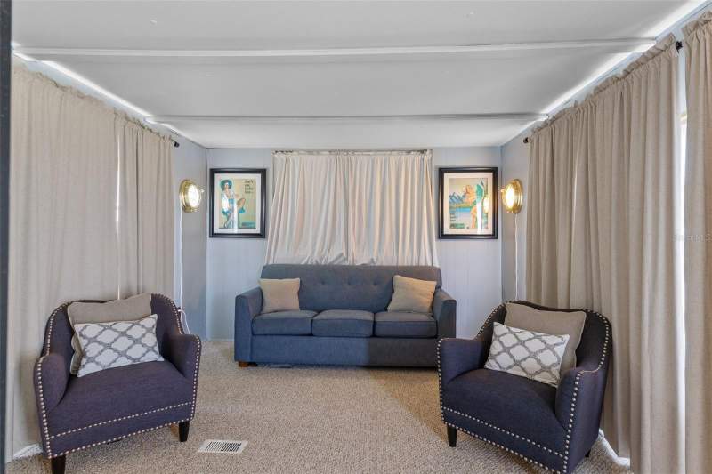 2 bedroom Mobile Home at 10246 S McClung Loop, Chassahowitzka Village Unit 2, Homosassa — photo 3