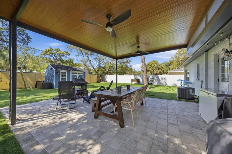 3 bedroom Single Family Residence at 720 Locust Street, Rivo Alto, Tarpon Springs — photo 2