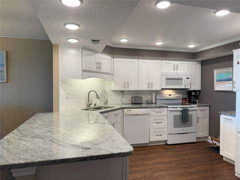 7400 Sun Island Drive #603, South Pasadena FL - photo 6 of 22
