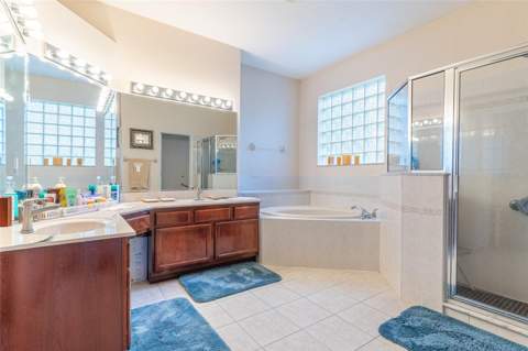 915 Hickory Fork Drive, Seffner FL - photo 15 of 47
