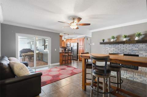 8509 Sandberry Boulevard, Orlando FL - photo 9 of 38