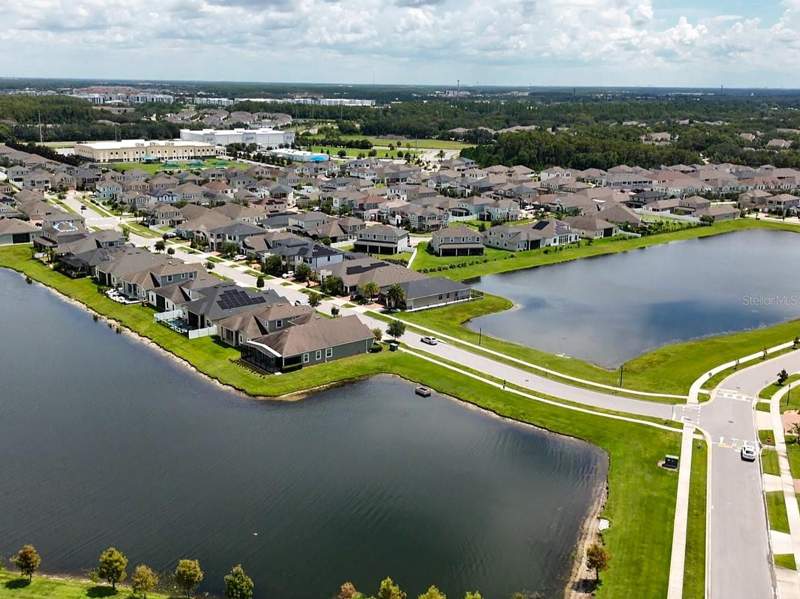 3 bedroom Single Family Residence at 2451 Varenna Loop, Tapestry Ph 5, Kissimmee — photo 4