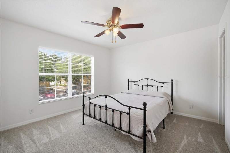 3 bedroom Townhouse at 3435 Castle Stone Court, Kings Mill Ph II, Valrico — photo 5