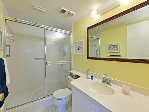 4240 Ironwood Circle #206A, Bradenton FL - photo 13 of 44