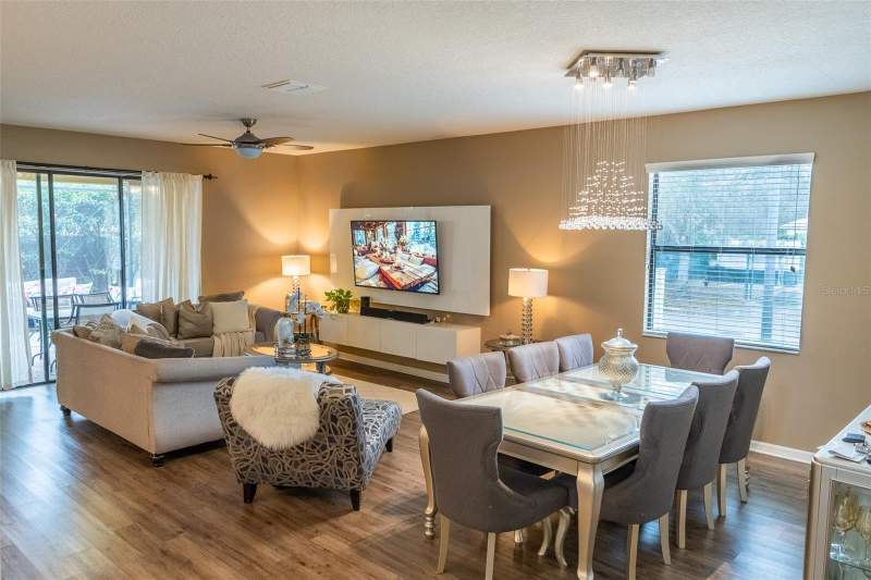 4 bedroom Single Family Residence at 2230 ROMANUM DRIVE, ALEXANDER RDG, WINTER GARDEN — photo 2