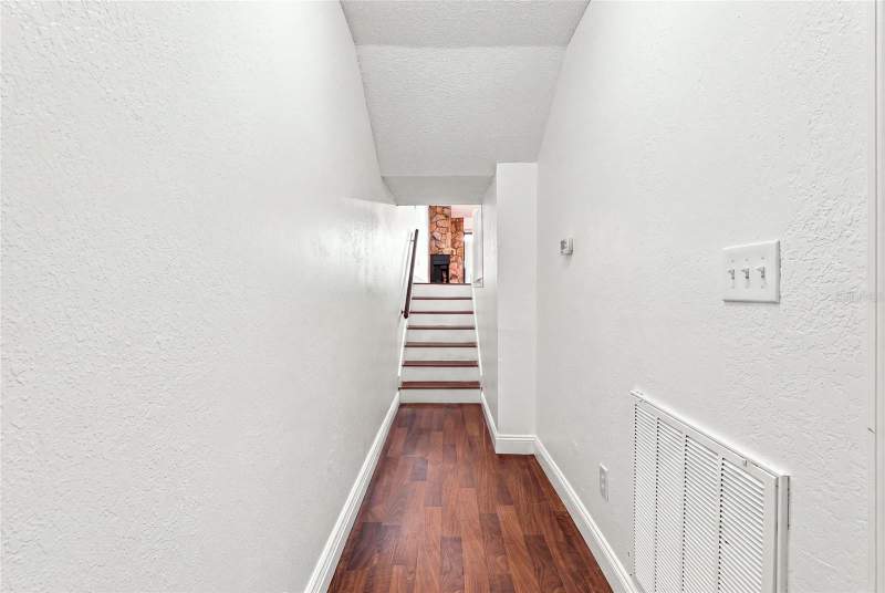 2 bedroom Townhouse at 6435 92nd Place #902, Lake Forest Condo, Pinellas Park — photo 3
