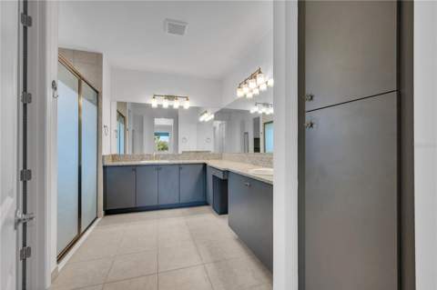 15433 Santa Pola Drive, Wimauma FL - photo 14 of 42