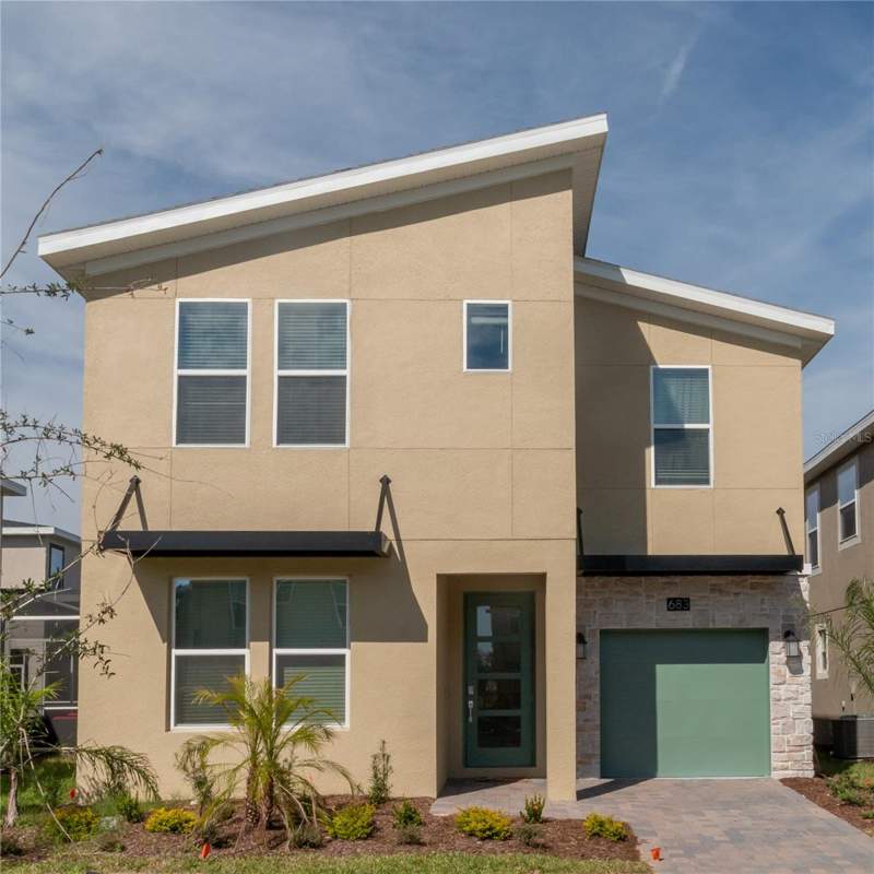 683 WHISTLING STRAITS BOULEVARD home for sale in Stoneybrook South North