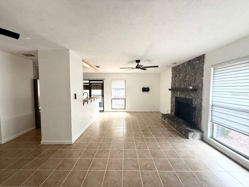 2 bedroom Single Family Residence at 1819 SW 29th Terrace, La Jolla 200, Ocala — photo 4