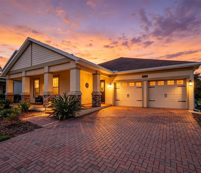 10174 LOVEGRASS LANE home for sale in Oaks Moss Park