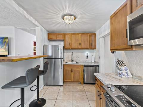 910 E Eskimo Avenue, Tampa FL - photo 14 of 55