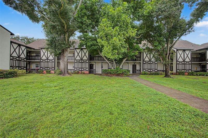 420 N BAYSHORE BOULEVARD #104 home for sale in Harbour Towne Condo