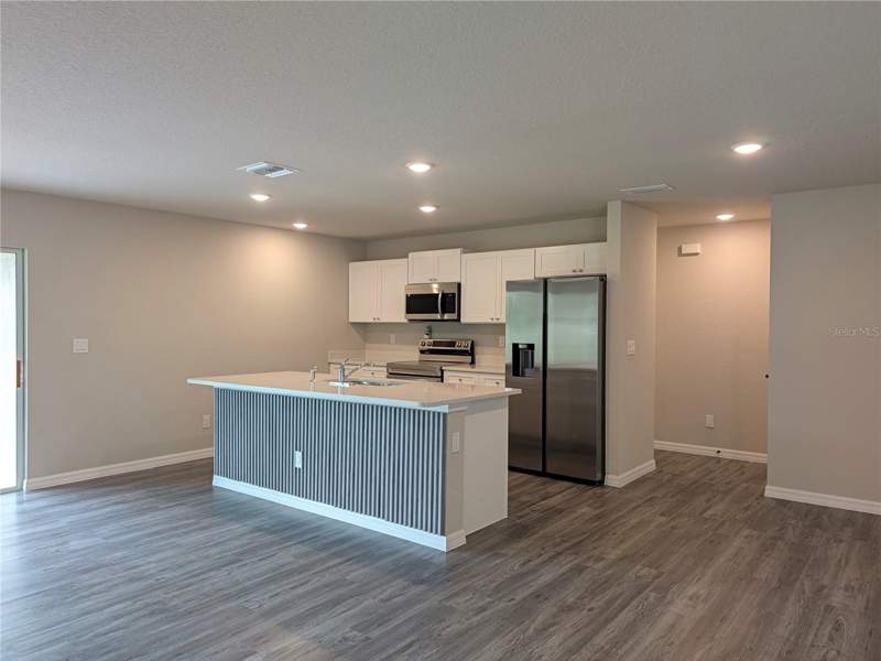 4 bedroom Single Family Residence at 2944 Belleville Terrace, Port Charlotte Sub 19, North Port — photo 3