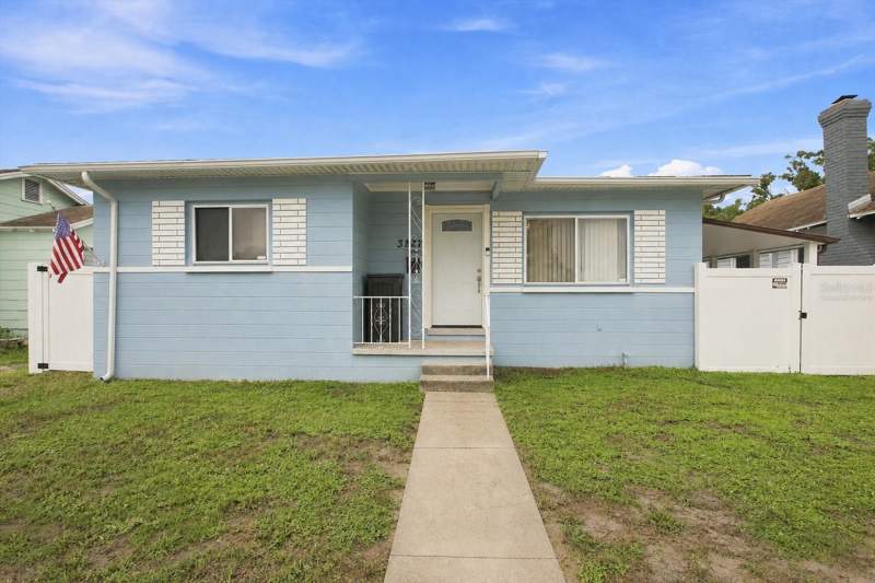 MidwayHomes for Sale in St